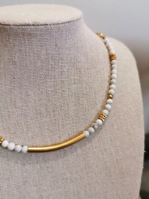 Collier Lira en Howlite