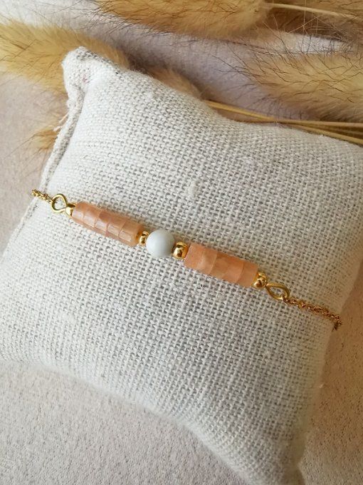 Bracelet "Ella" pierre de soleil et howlite