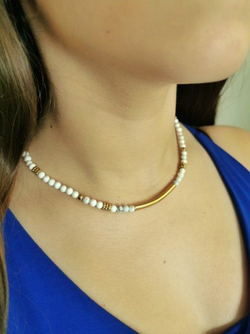 Collier Lira en Howlite